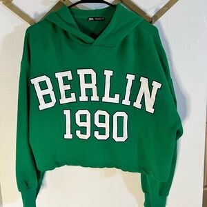 Zara Green Berlin 1990 Women's Hoodie